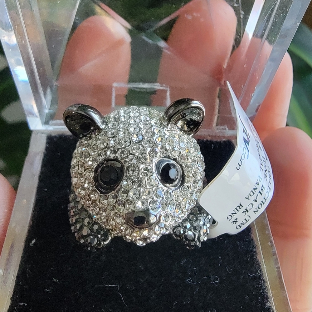 OFF PARK COLLECTION Silver Tone Black & White Crystal Panda Ring Size 9. - Picture 2 of 7